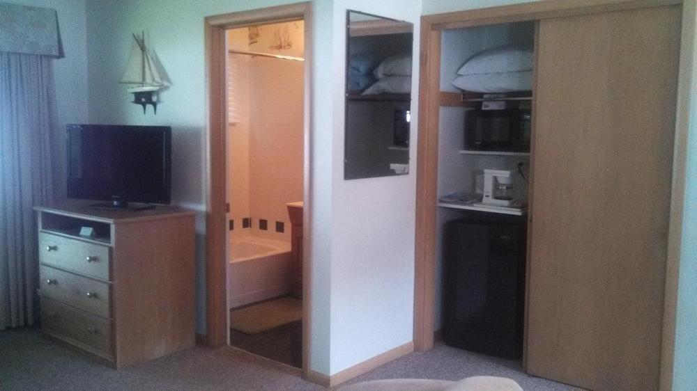 בייליס הארבור Square Rigger Harbor Motel מראה חיצוני תמונה